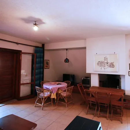 Daire Lemon Giardini Naxos